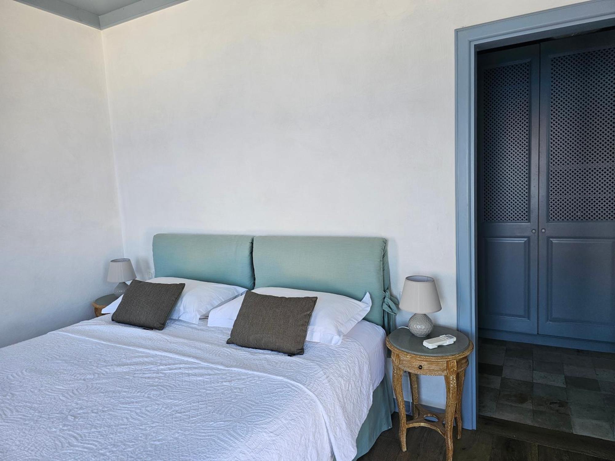 Bed and Breakfast The Anchor House Symi Habitación foto